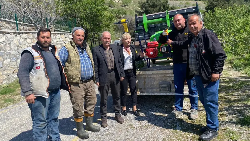 14 Mayıs’ta Güzelbahçe’den Çiftçiye Makine Desteği