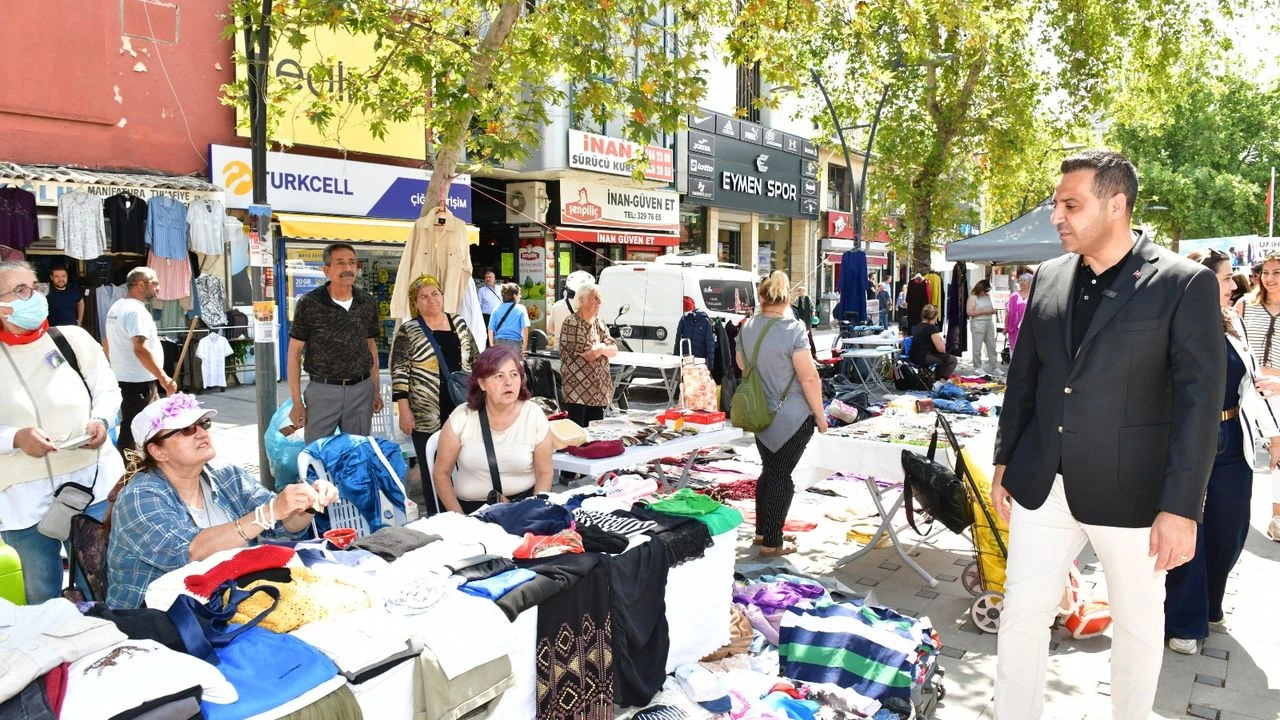 Çiğli’de 2. El Eşya ve Kıyafet Kermesiyle Dayanışma Ruhu Güçleniyor