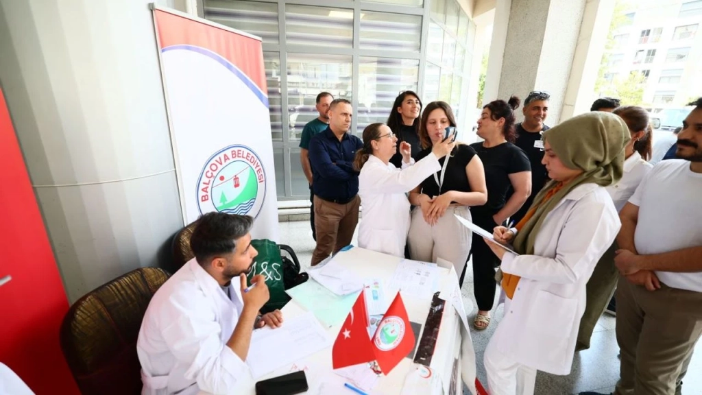 Balçova Belediyesi’nden Tütünsüz Yaşam İçin Adım