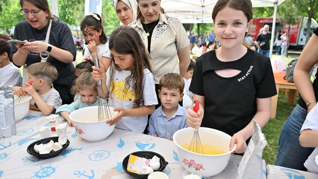 Manisa, Dünya Çölyak Günü’ne özel farkındalık şenliği düzenledi