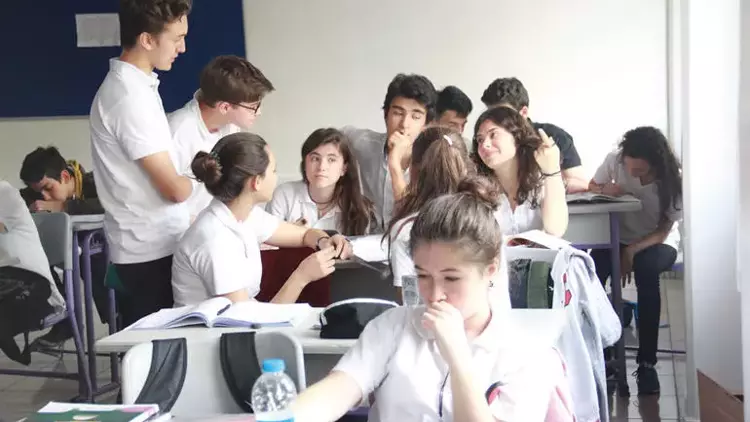Liselerde Eğitim Süresi Azalacak mı?