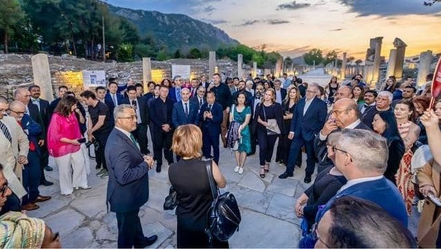 THY’den küresel adım: 200 tur operatörü İzmir’de bir araya geldi