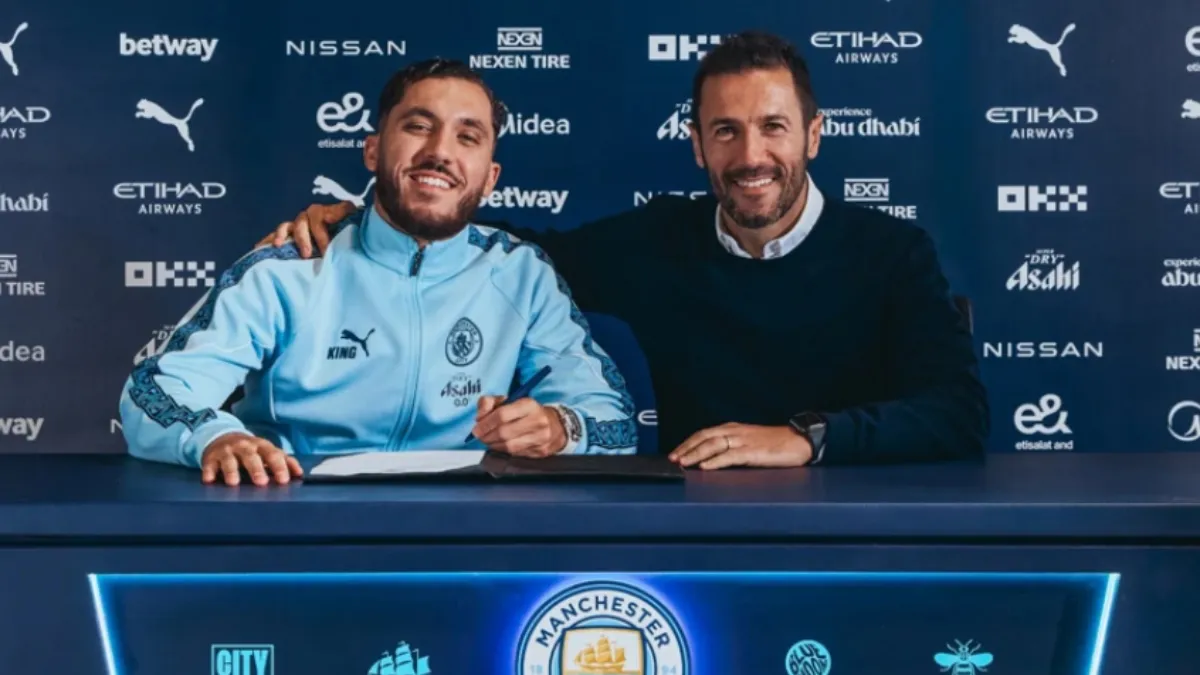 Manchester City, Rayan Cherki ile Anlaştı